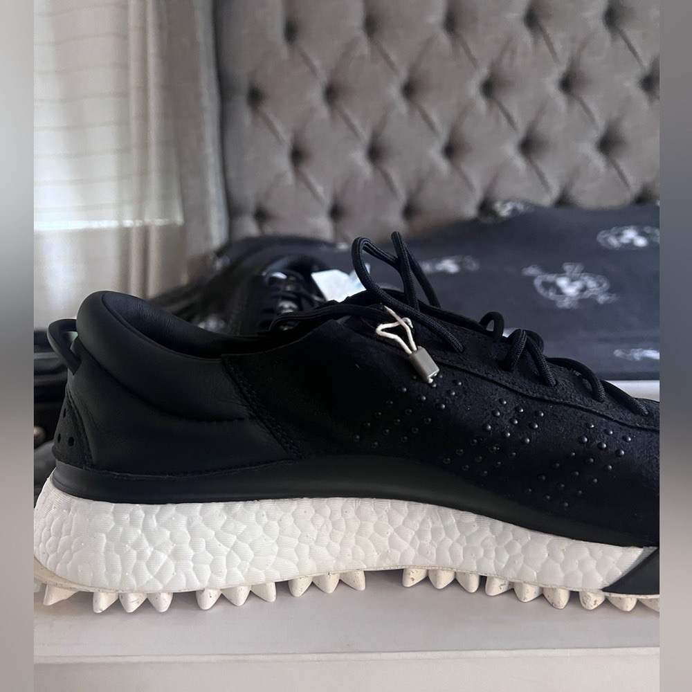 NIB ALEXANDER WANG ADIDas. Hike lo size men’s 13.
